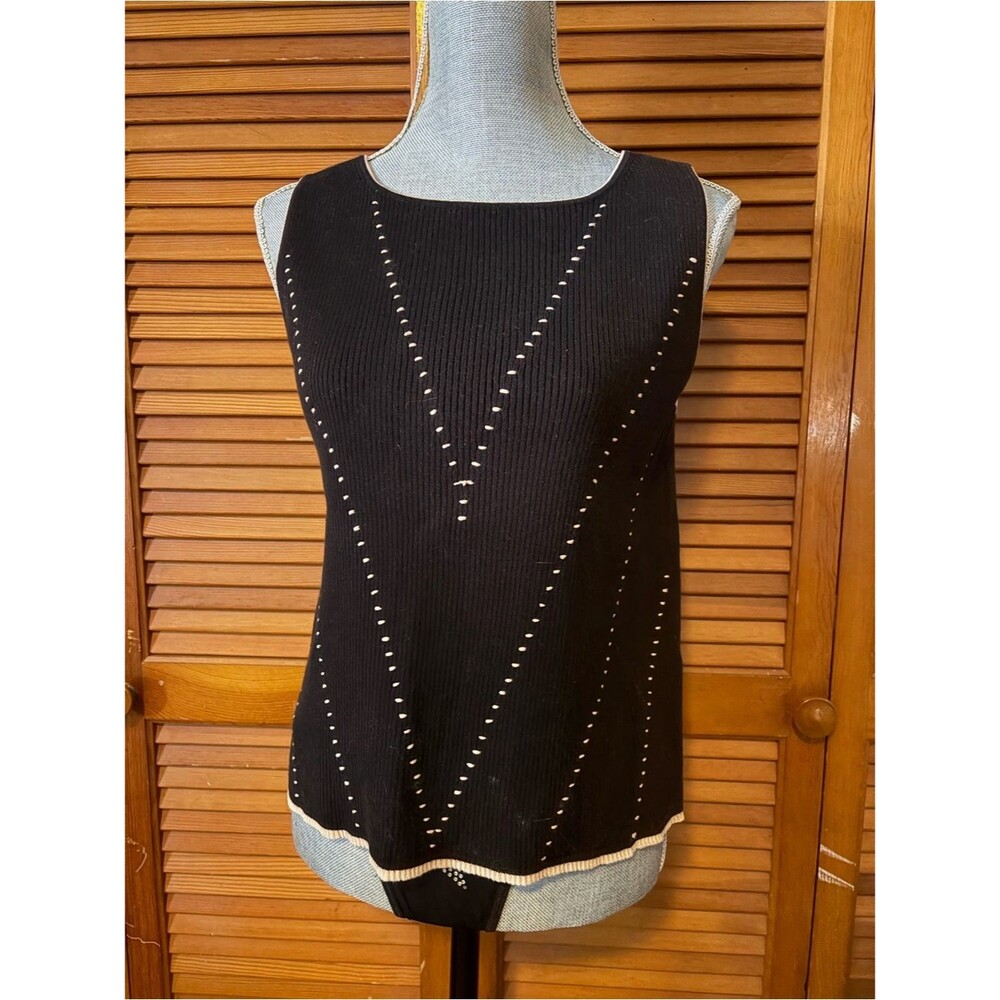 Casual Corner Black Sleeveless Knit Tank with Pastel Pink Contrast Trim